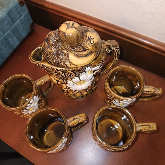 Tea Pitcher Set Embossed 3D Fruit and Daisies Setting for 4 Made in Japan BOHO - Picture 4 of 13